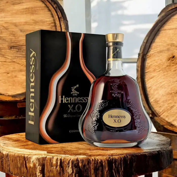 Hennessy X.O. The Original Extra Old Cognac 70cl - RV Drinks