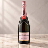 Moët Rosé Impérial champagne, label close-up